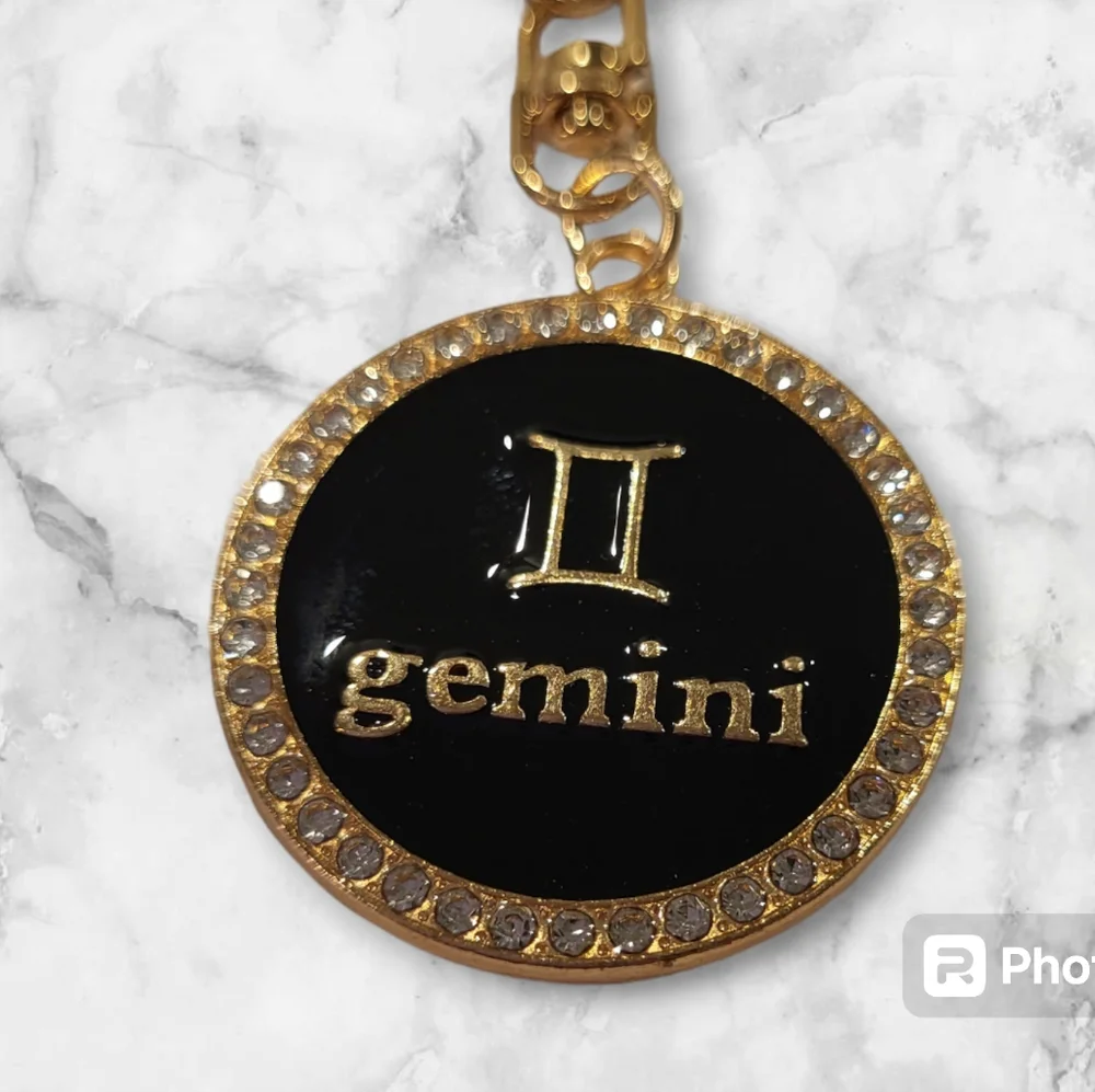 New Gemini Bling 2-sided zodiac keychain